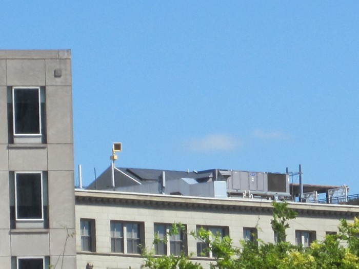 Downtown Cincinnati Federal Signal Thunderbolt 1000 (park place).jpg