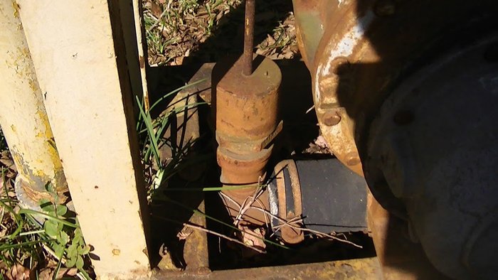 Blower Standpipe Threading.JPG